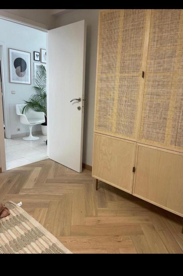 Logies One Room Ostende Exterior foto